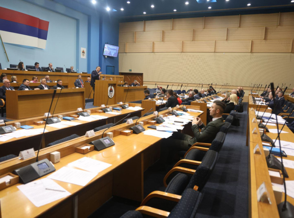Narodna skupština Republike Srpske podržala veto Cvijanovićeve na sporne zaključke