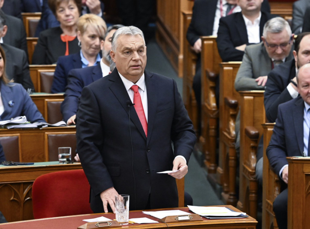 Orban pozvao Ursulu fon der Lajen da podnese ostavku