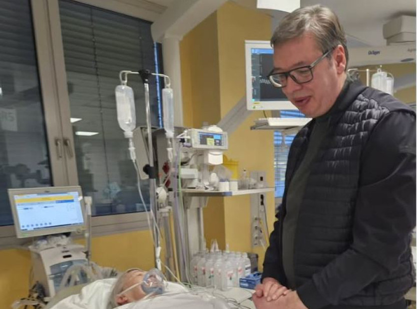 Vučić posetio poslanicu Obradović u bolnici: Pobediće Jasmina, pobediće Srbija!