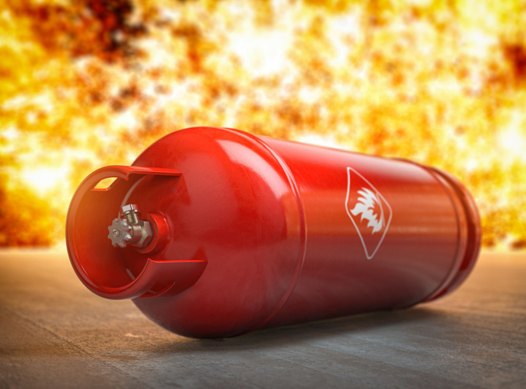 Požar na podstanici u Volgogradskoj oblasti nakon napada ukrajinskih dronova