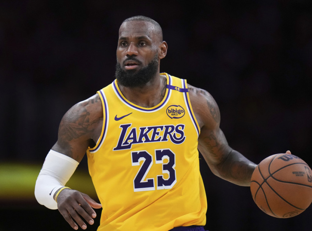 LA Lejkersi pobedili Nju Orleans, Lebron Džejms prvi igrač sa 50.000 poena u NBA ligi