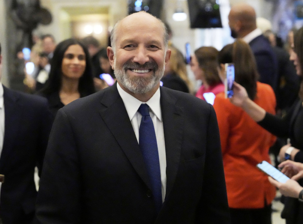 Lutnik: Moguće je da Tramp ublaži neke od carina na uvoz iz Kanade i Meksika