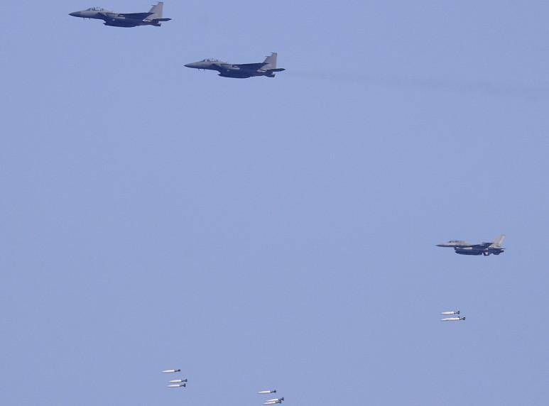 Južna Koreja: Avioni bacali bombe van poligona, 15 povređeno, sumnja se u grešku pilota