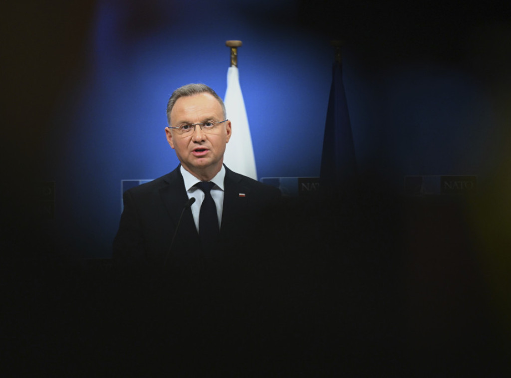 Duda predložio promenu poljskog ustava o povećanju obaveznih troškova odbrane
