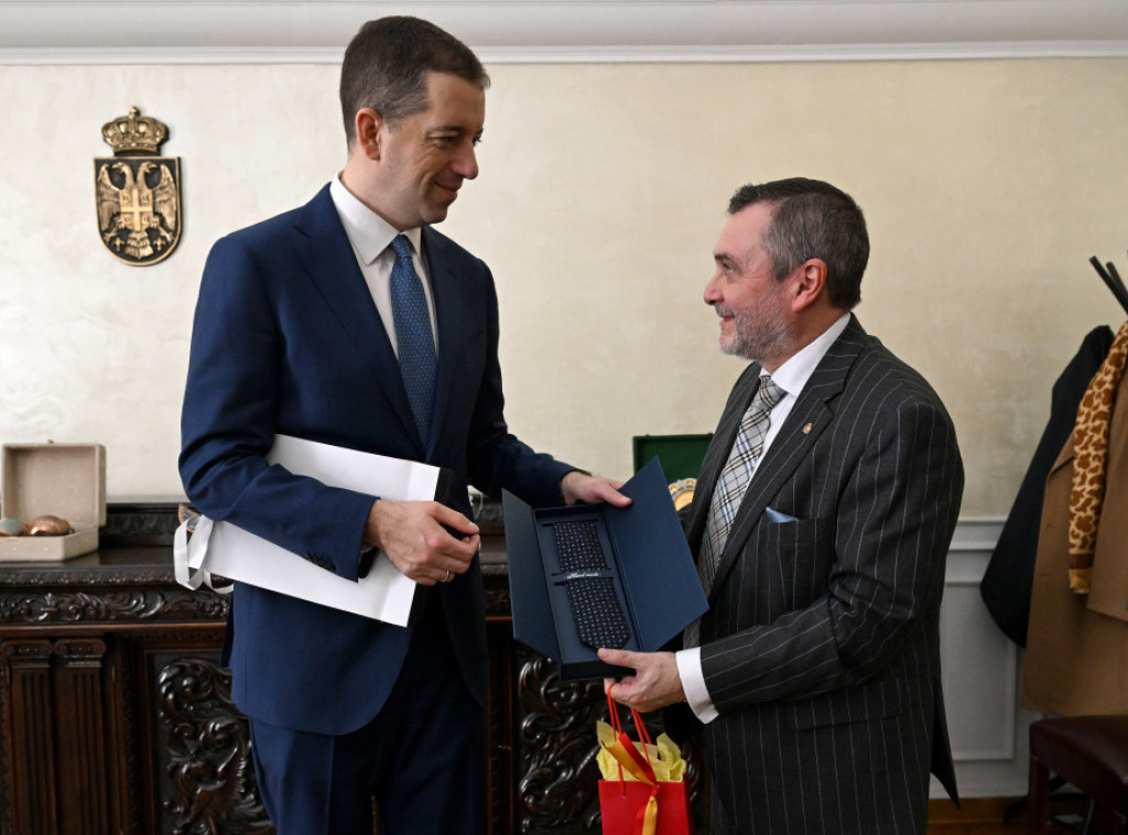 Đurić s Aparisiom o jačanju bilateralne saradnje,situaciji na KiM i evrointegracijama