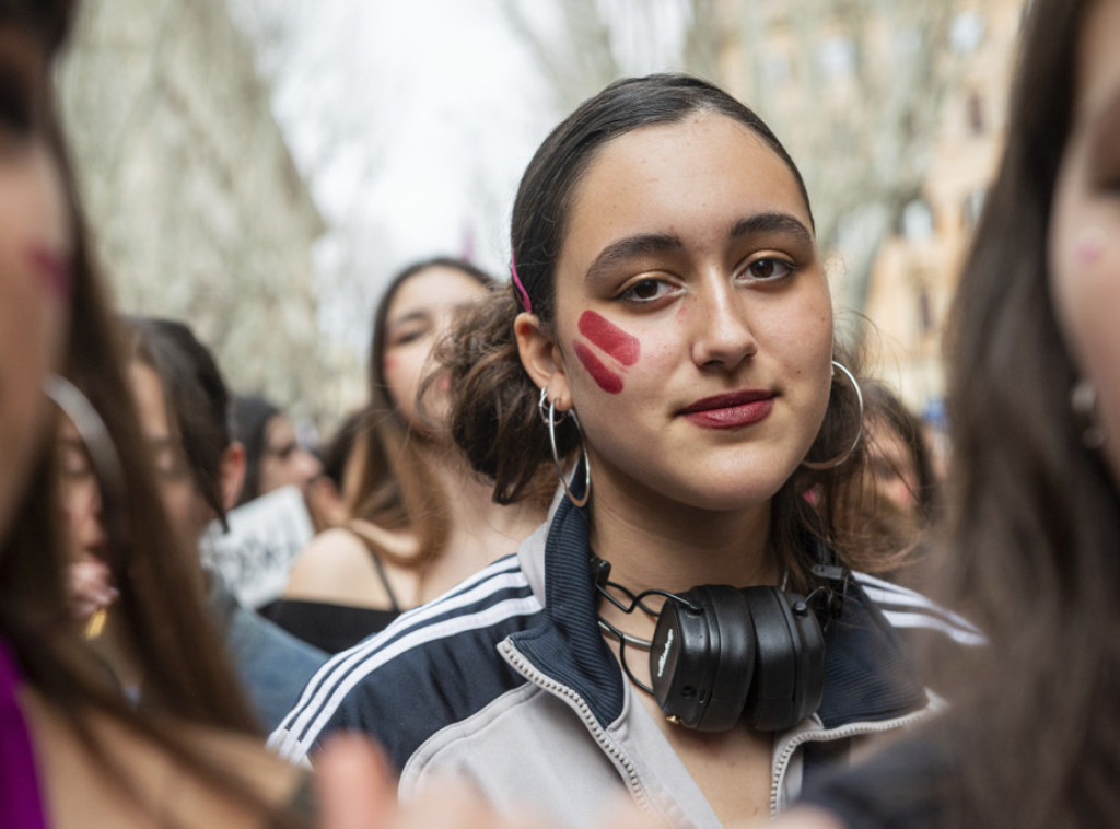 Dan žena u Italiji obeležen protestnim šetnjama u 60 gradova