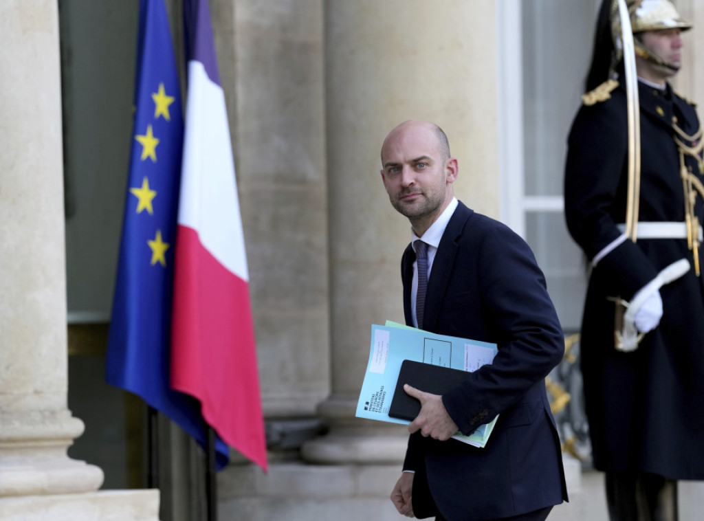 Ministar Francuske zapretio Alžiru "posledicama" zbog proterivanja francuskih agenata