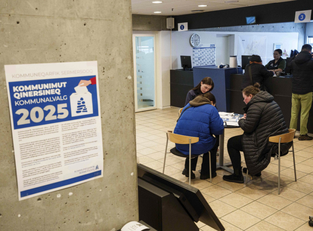 Na Grenlandu otvorena birališta za prevremene parlamentarne izbore