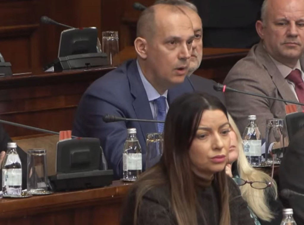 Lončar: Lekari se bore da spasu oko Baćiću, zaposleni u ambulanti RTS sprečeni da rade