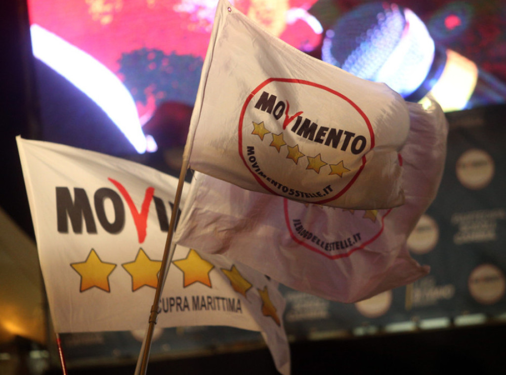 Italijanski M5S protestovao u Strazburu: Fon der Lajen vodi ka vojnoj eskalaciji