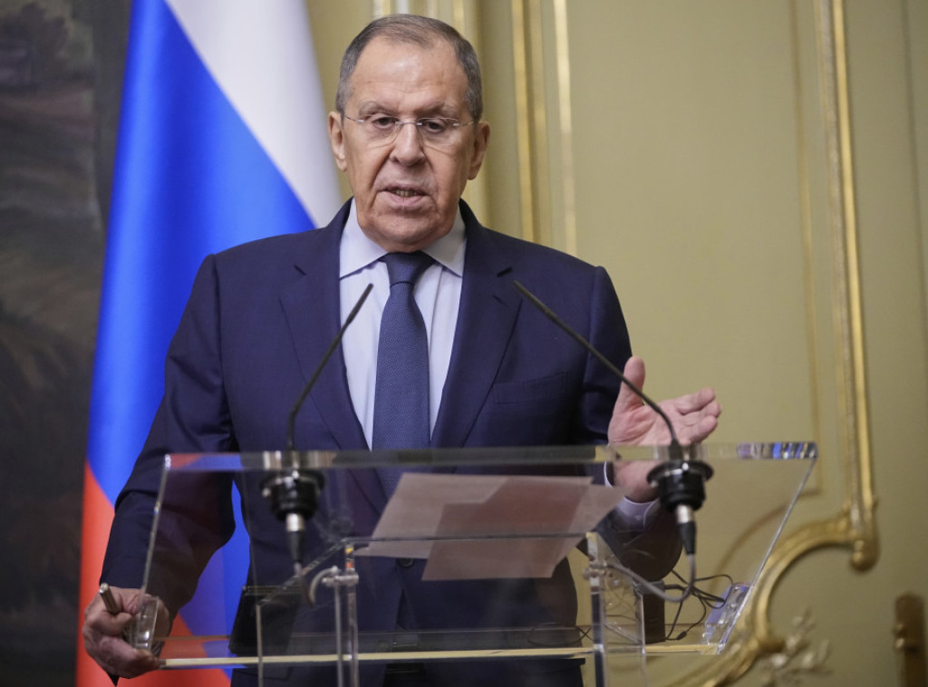 Lavrov: Moskva je otvorena za razgovore sa SAD i Kinom o nuklearnom oružju