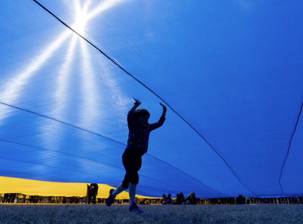 Nestali trogodišnji dečak pronađen uz psa koji ga je grejao tokom noći
