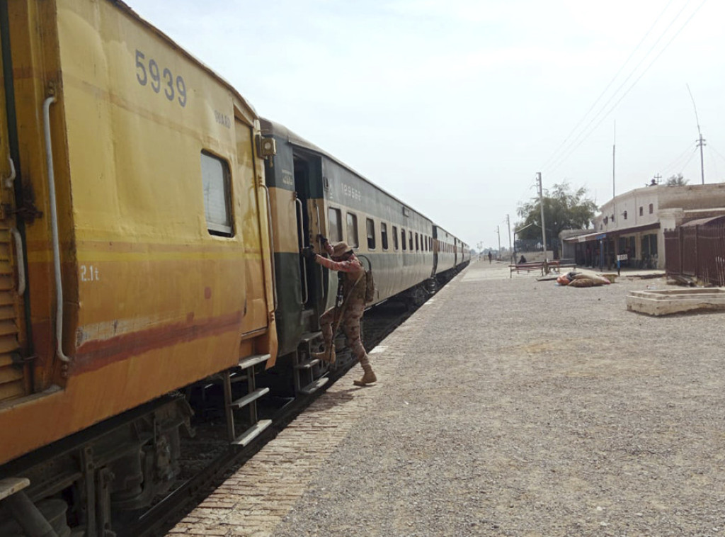 Pakistanska vojska završila operaciju protiv militanata koji su oteli voz s putnicima