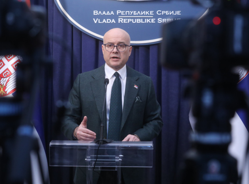 Vučević osudio nasilje nad roditeljima u Novom Sadu koji žele da im deca idu u škole