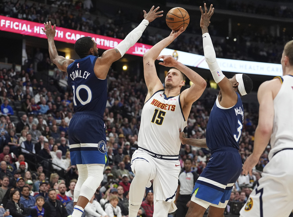 Denver izgubio od Minesote, Jokić jedina svetla tačka u timu