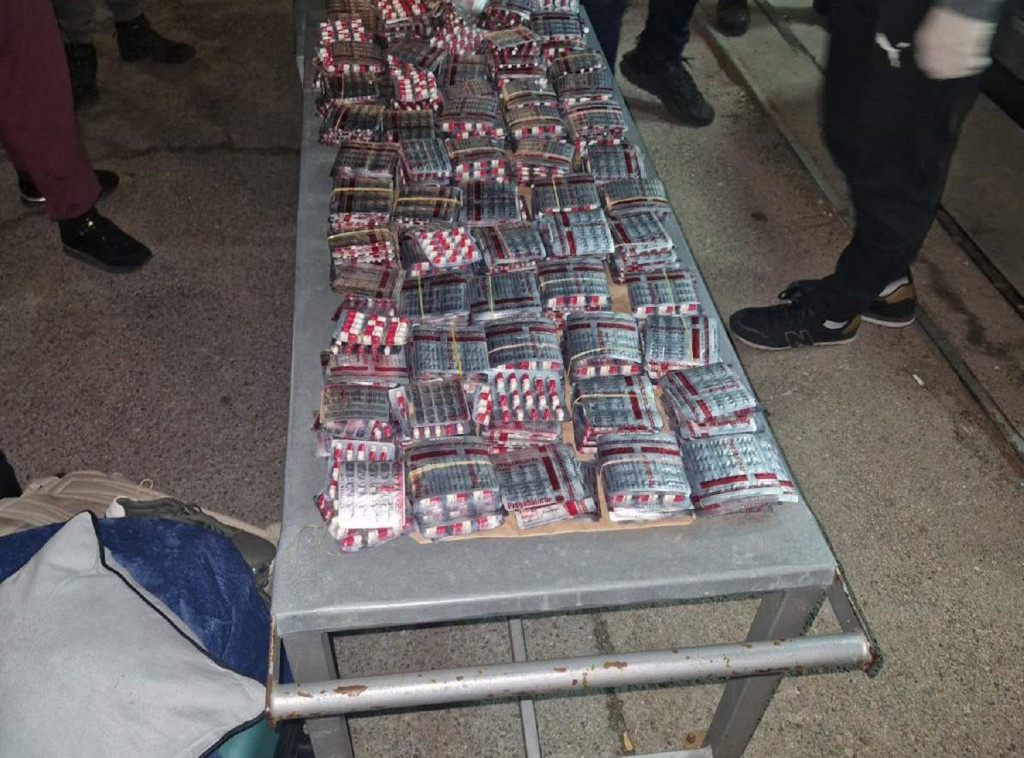 Zaplenjeno više od 43.000 psihoaktivnih tableta na graničnom prelazu Kelebija