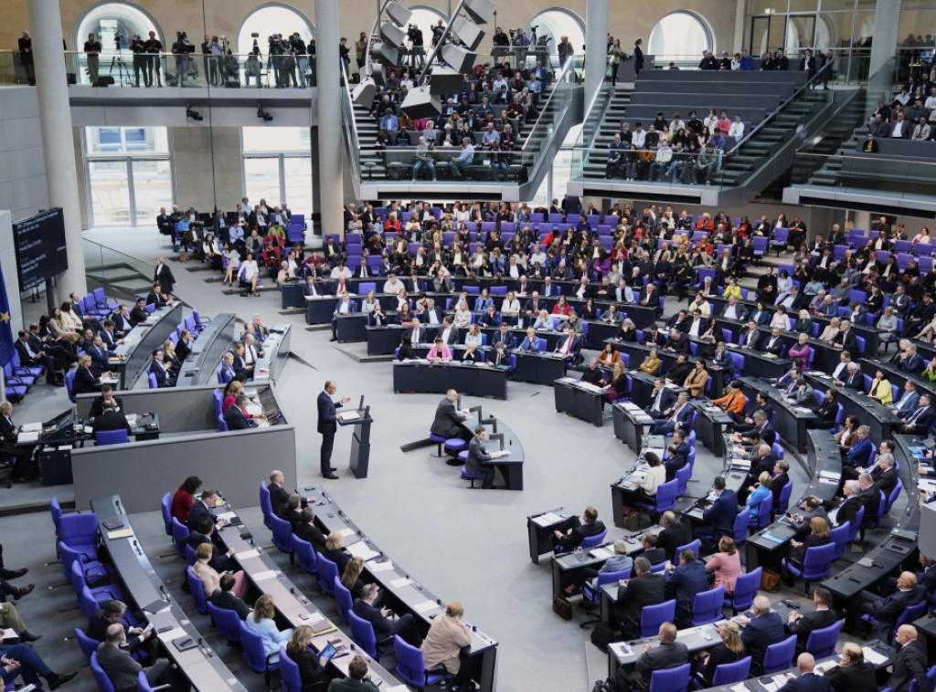 Demohrišćani će zatražiti podršku od Zelenih za veliko zaduživanje države