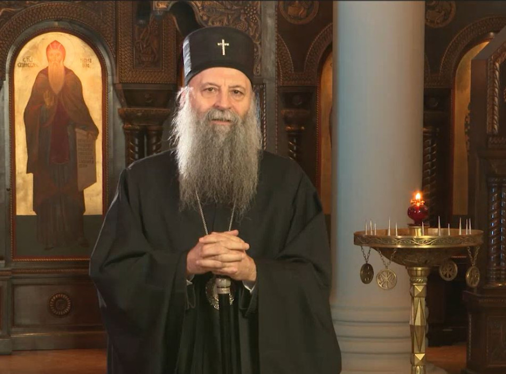 Patrijarh Porfirije služio liturgiju u Krstopoklonu nedelju, u hramu u Mirijevu