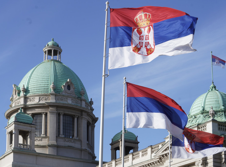 Naknade za legalizaciju od 100 do 1.000 evra, zakon u utorak na sednici skupštine