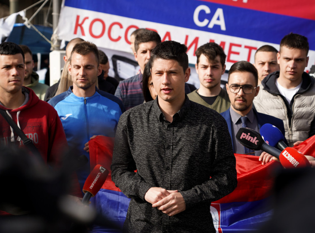 Pavlović: Prošla noć je bila jeziva, ali neće nas oterati odavde