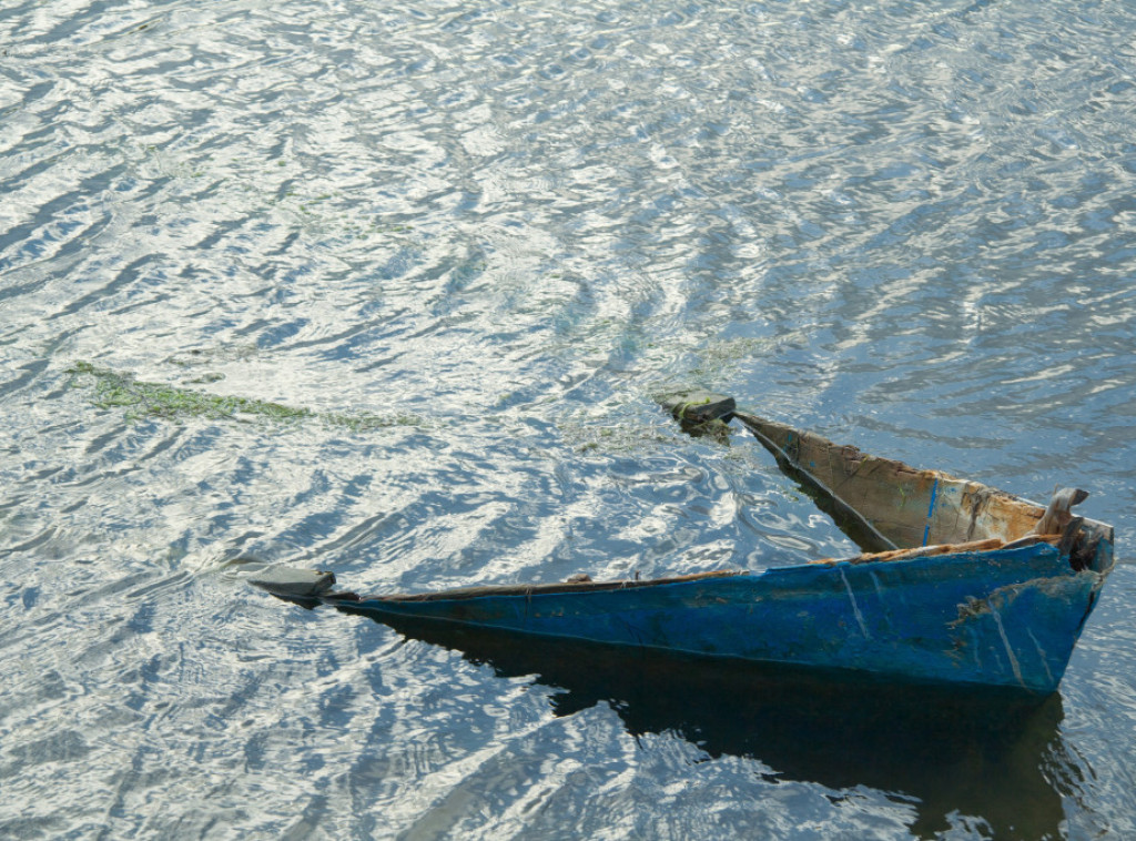 U sudaru čamca i broda turske obalske straže kod Antalije poginulo 14 migranata