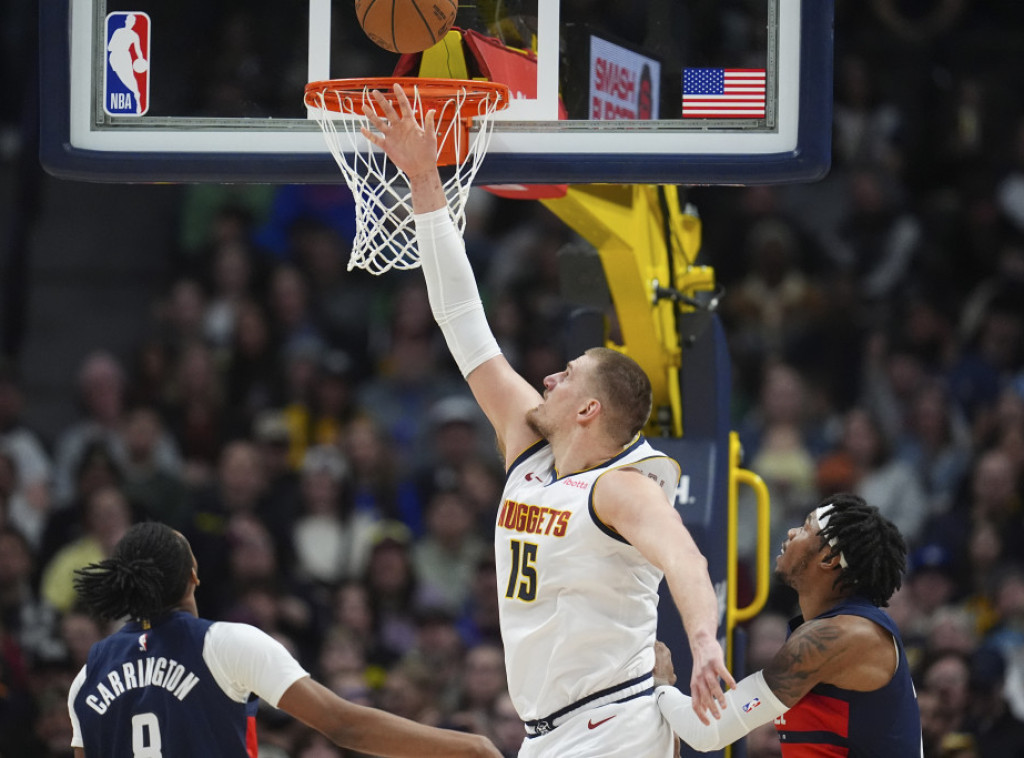 Jokić na asistenciju od tripl-dabla u porazu Denvera od Vašingtona