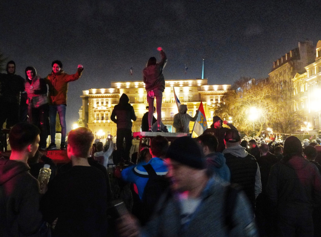 Svetski mediji: Na beogradskom skupu bilo oko 100.000 ljudi