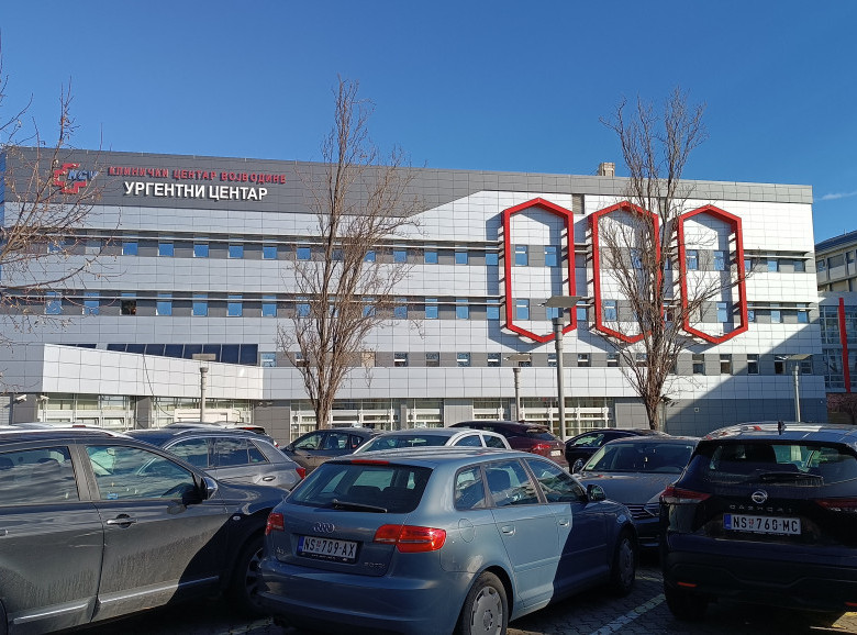 UC KCV: Primljena tri pacijenta, jedan sa teškim povredama