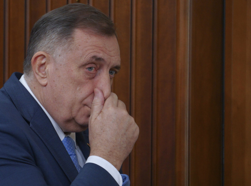 Dodik: Uhapšen je Tito, a Dino je mnogo nervozan; Sve maler do malera