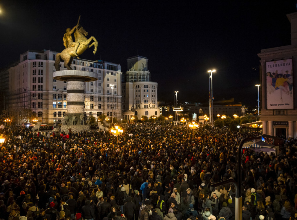 Građani Severne Makedonije održali 16 minuta ćutanja zbog žrtava u Kočanima