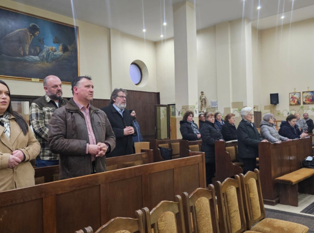 Žigmanov: Svaka nacionalna manjina u Srbiji ima slobodu da obeležava svoje praznike