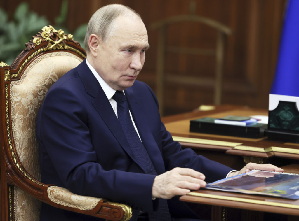 Putin odlikovao Lavrova na 75. rođendan ordenom Svetog Andreja Prvozvanog