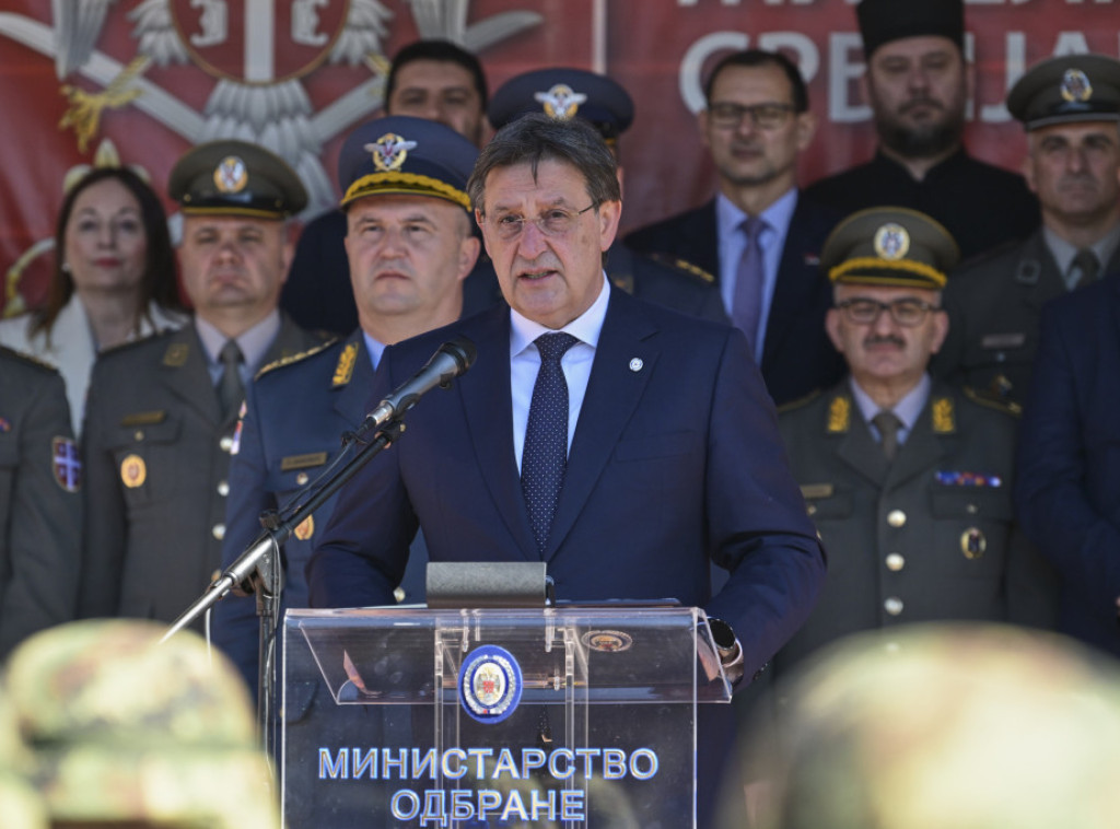 Gašić na polaganju zakletve vojnika u Valjevu: Odbrana zemlje je izraz časti