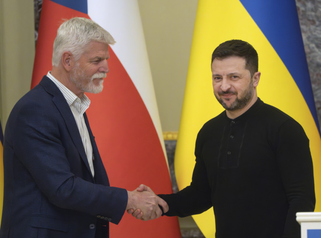 Zelenski i Pavel posetili strateško selo u blizini Kijeva na godišnjicu oslobođenja