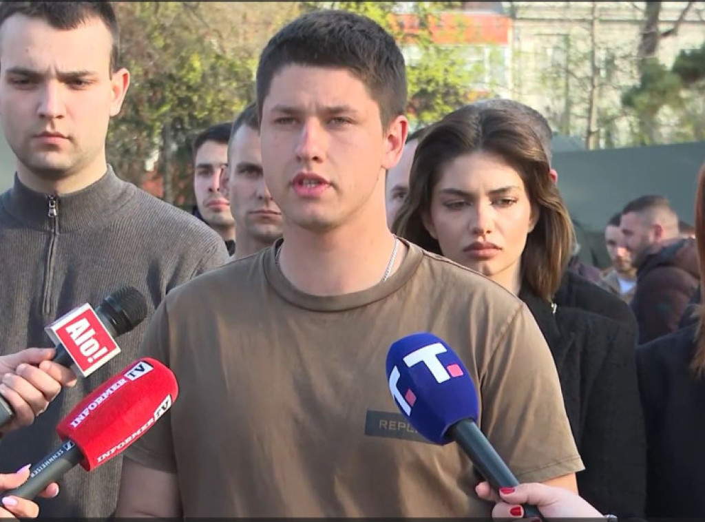 Miloš Pavlović: Studenti koji žele da uče u potpunosti saosećaju sa bolom porodice V.C.