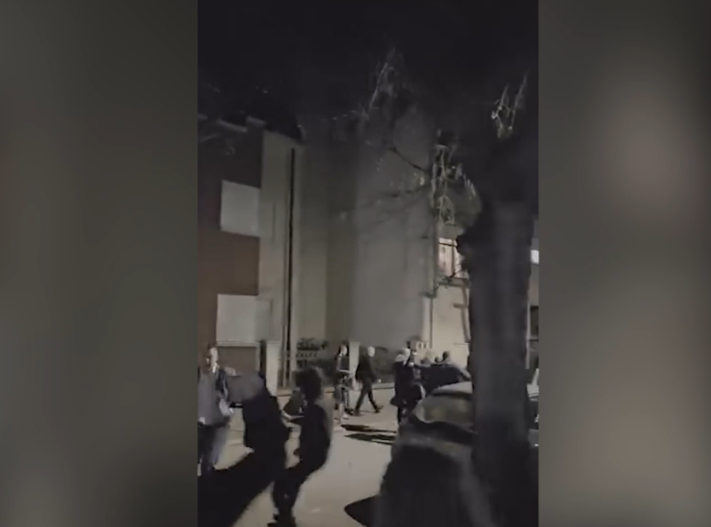 Gradonačelnika Niša Dragoslava Pavlovića napali blokaderi