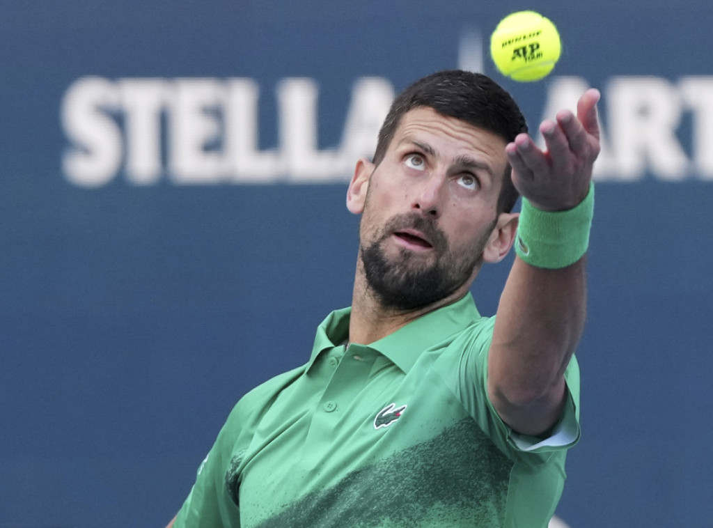 Djokovic through to Miami Masters fourth round