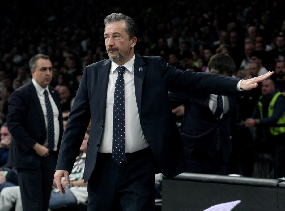 Košarkaši Efesa kao gosti pobedili Turk Telekom pred gostovanje Crvenoj zvezdi