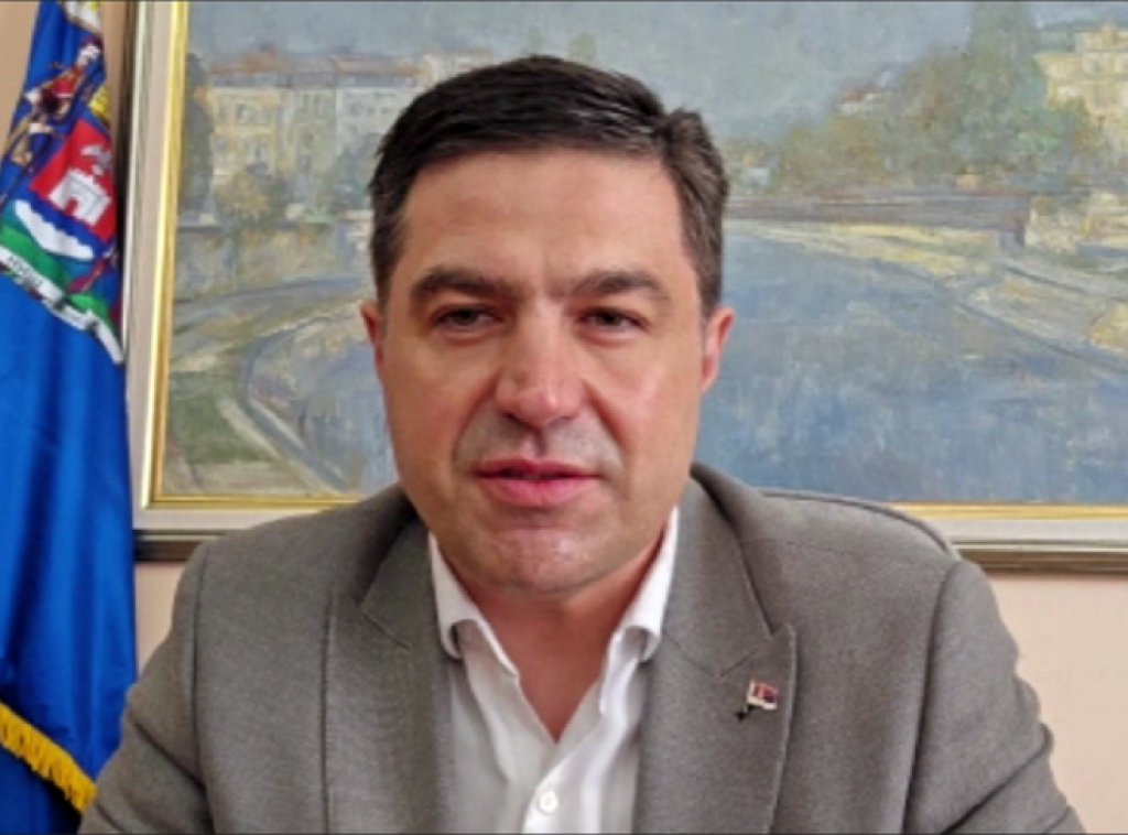 Pavlović nakon napada u Nišu: Sinoćne scene nedopustive, želimo Niš koji se gradi