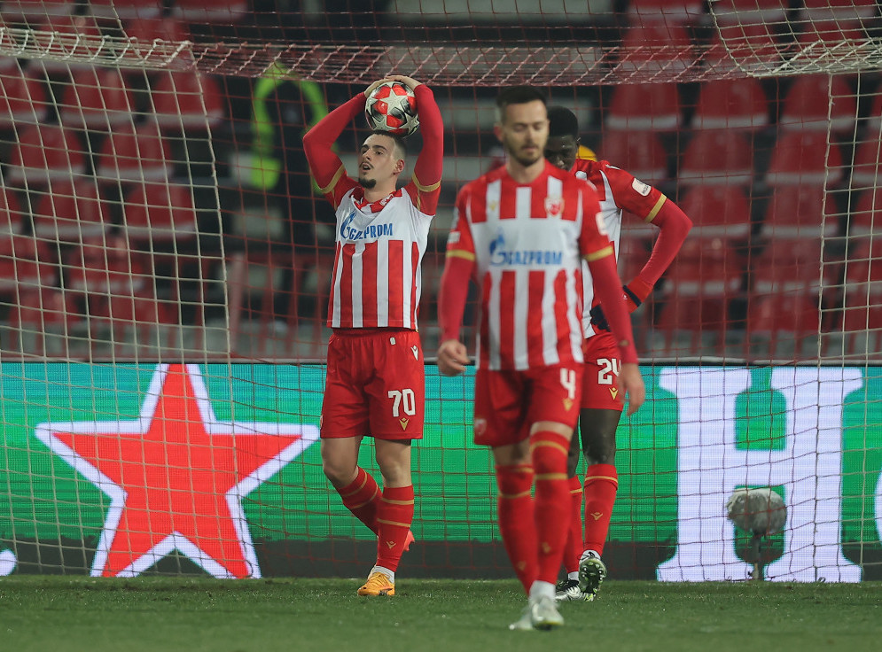 Fudbaleri Crvene zvezde poraženi na gostovanju Javoru u Superligi