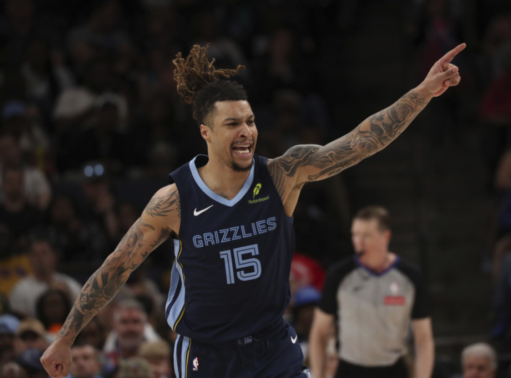 Košarkaš Memfisa Brendon Klark van terena do kraja regularnog dela sezone u NBA ligi