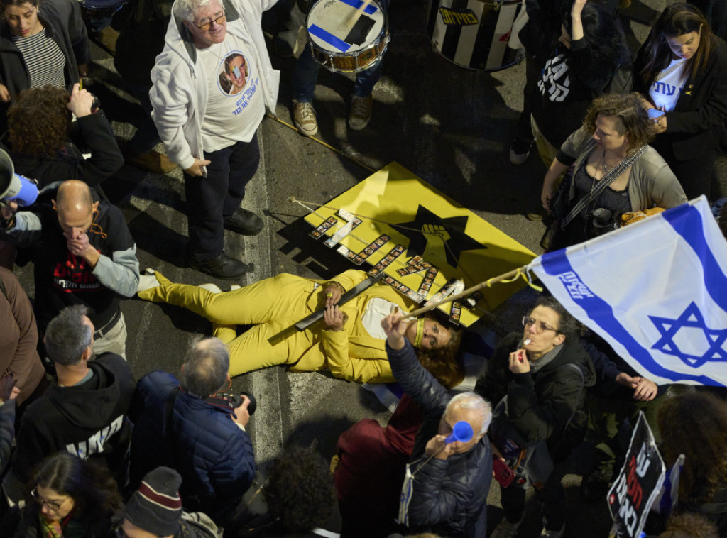 U Izraelu demonstracije protiv smene šefa Šin Beta i državne tužiteljke