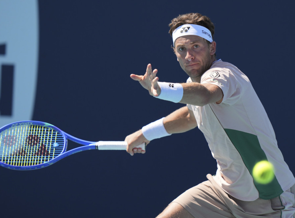 Rud i Serundolo u osmini finala Mastersa u Majamiju