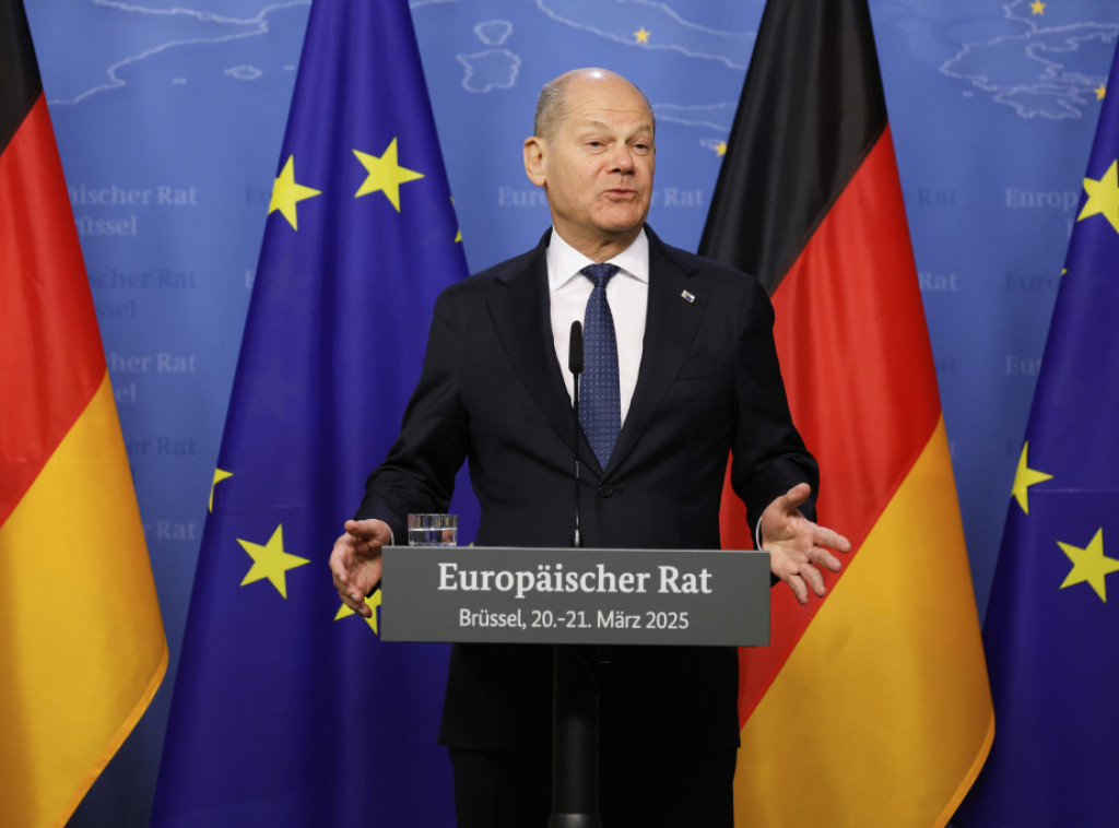 Šolc će učestvovati na sastanku o odbrani Ukrajine u Parizu