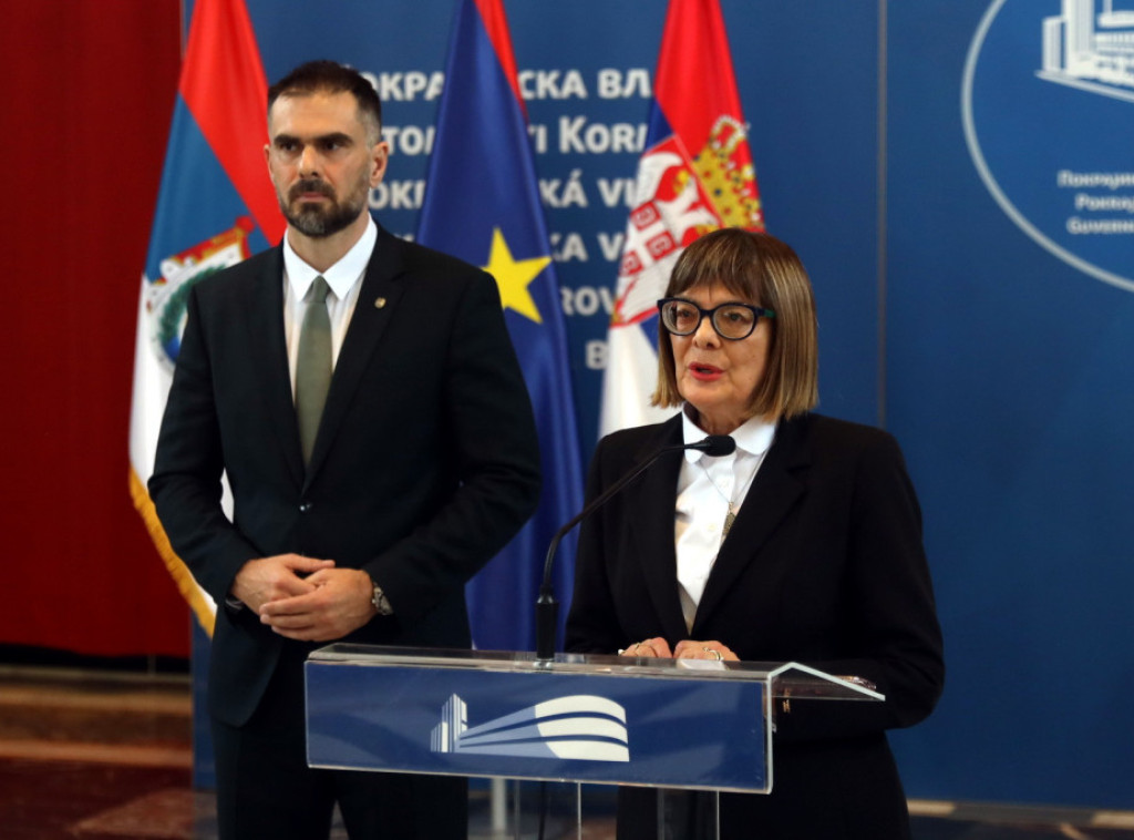 Maja Gojković i Žarko Mićin razgovarali o aktuelnim projektima, obnovi Almaškog kraja i OŠ "Miloš Crnjanski"