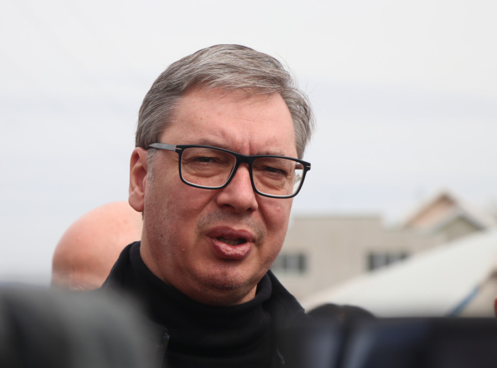 Vucic to meet with Hungarian defence minister Tuesday