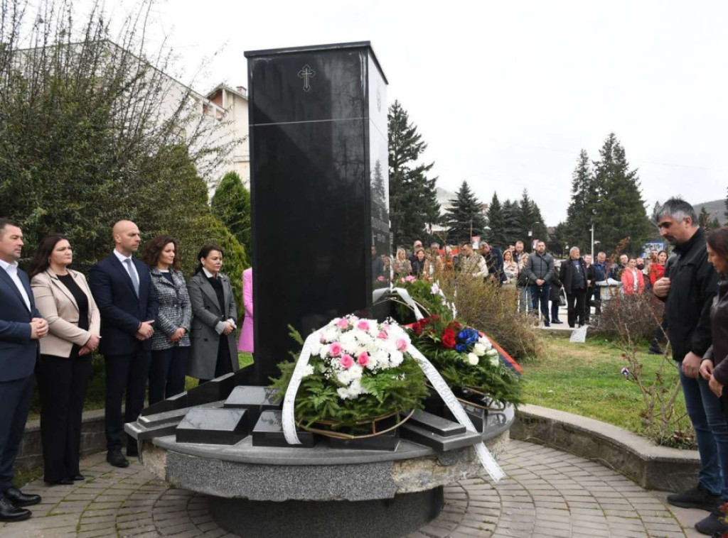 U Leposaviću obeležena 26. godišnjica NATO bombardovanja