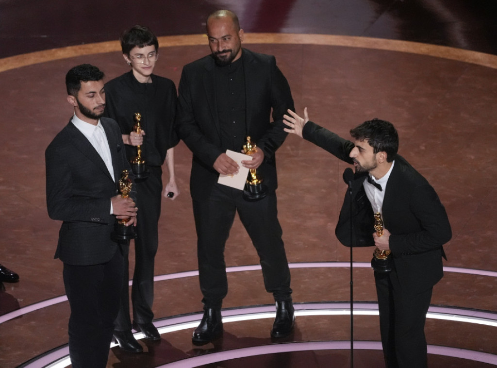 AP: Izraelski doseljenici pretukli korežisera filma koji je dobio Oskara