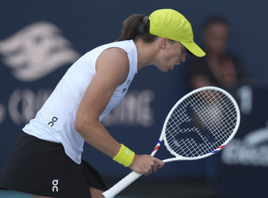 Poljska teniserka Iga Švjontek u četvrtfinalu turnira u Majamiju