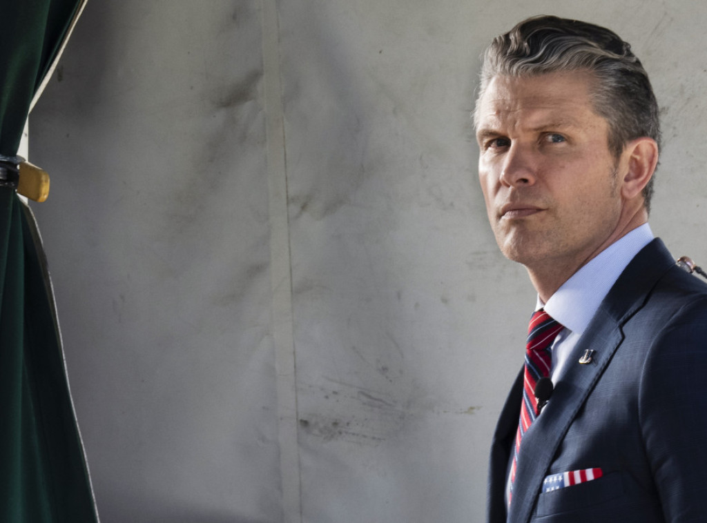 Hegset negira curenje ratnih planova SAD o napadu na Jemen